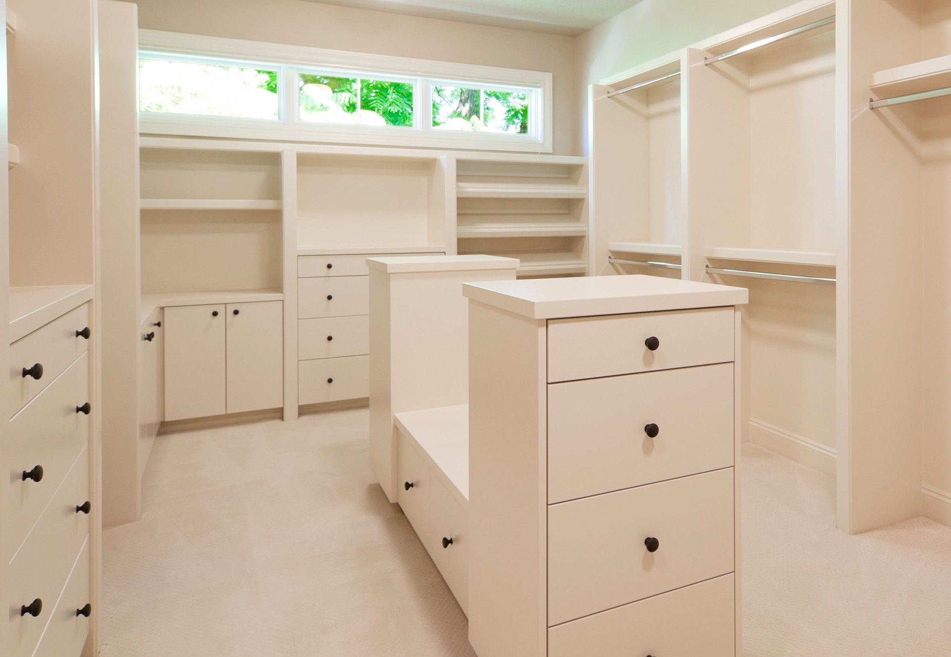 Walk-in Closet